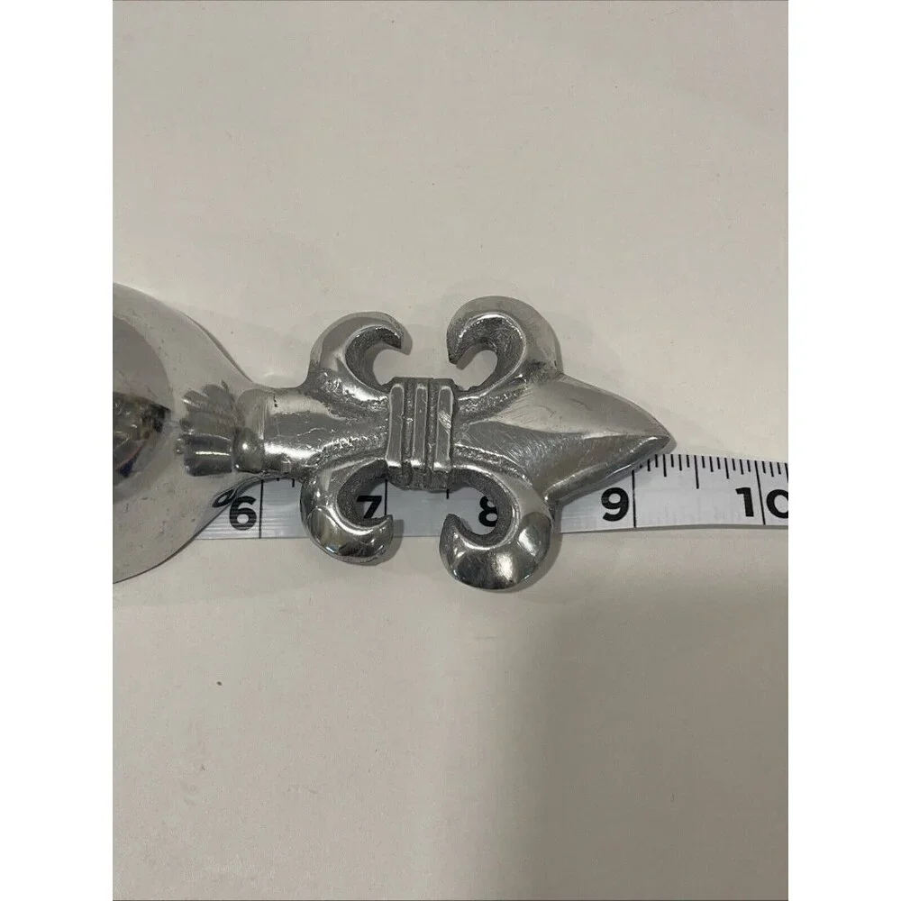 Fleur De Lis Design Scoop Approximately 9x 2